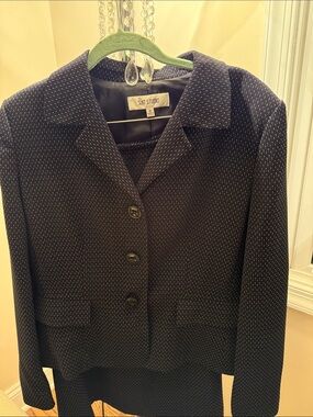 Suit Studio Black Pinstripe Tailored Blazer